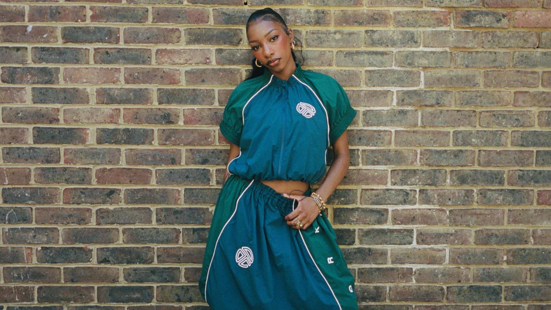 Nia Smith by Alistair McVeigh